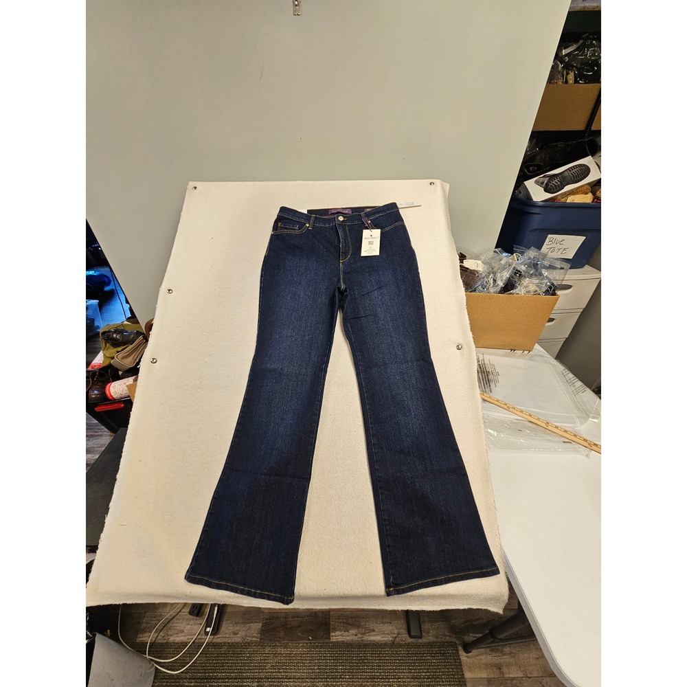 Gloria Vanderbilt Amanda Bootcut Jeans Dark Wash Slimming Panel 12 Average NEW